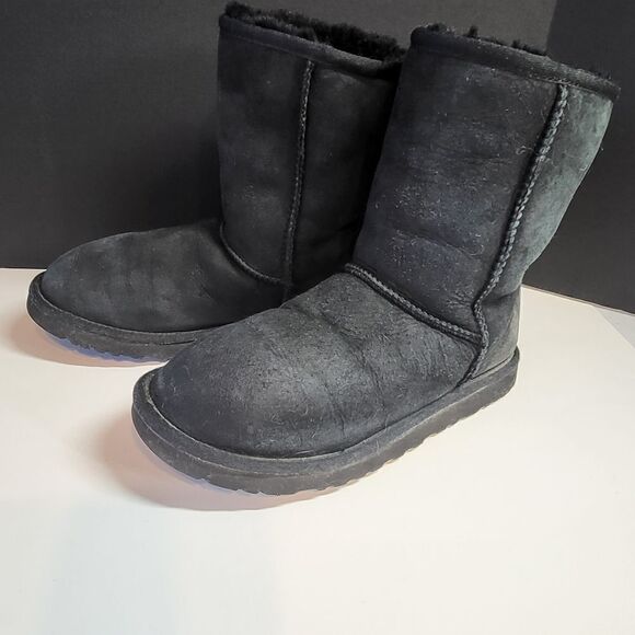Ugg Dark Blue Short Boots - Picture 1 of 7